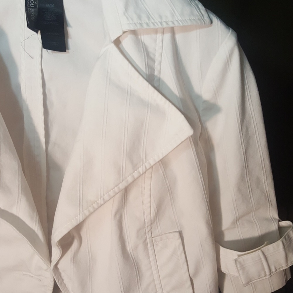 Jacket - Picture 2 of 2